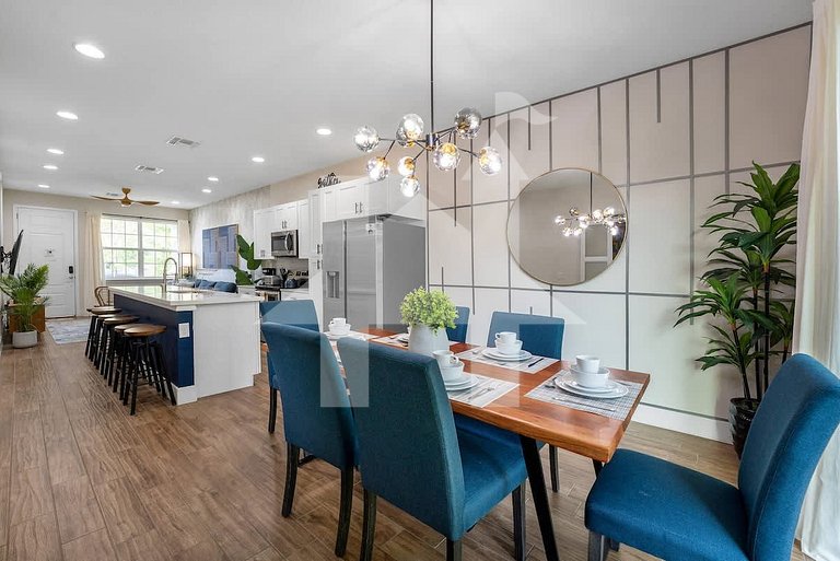 Vacation Home Near Disney, 4 bedrooms