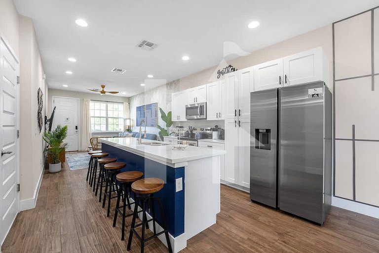 Vacation Home Near Disney, 4 bedrooms