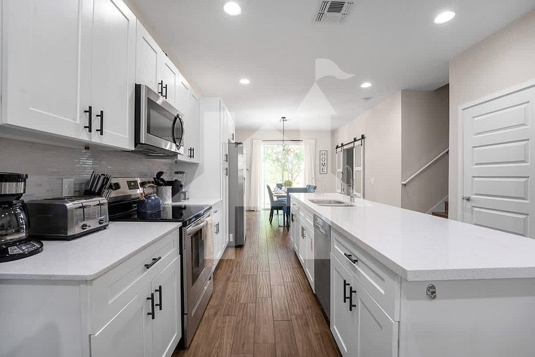 Vacation Home Near Disney, 4 bedrooms