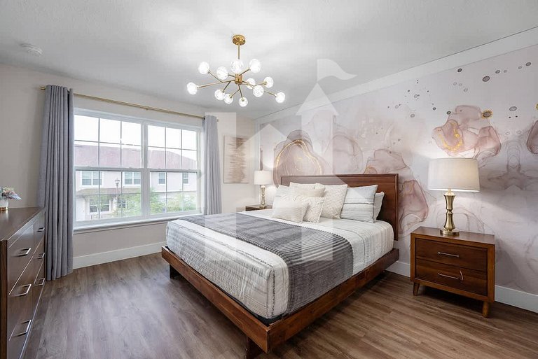 Vacation Home Near Disney, 4 bedrooms