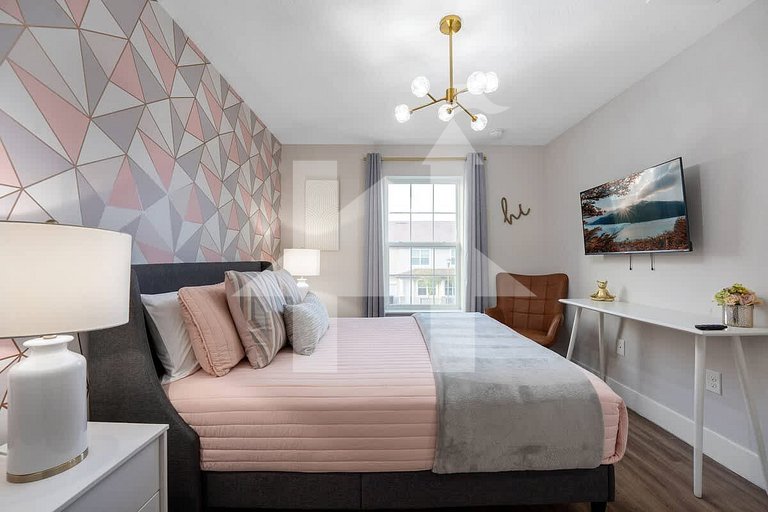 Vacation Home Near Disney, 4 bedrooms