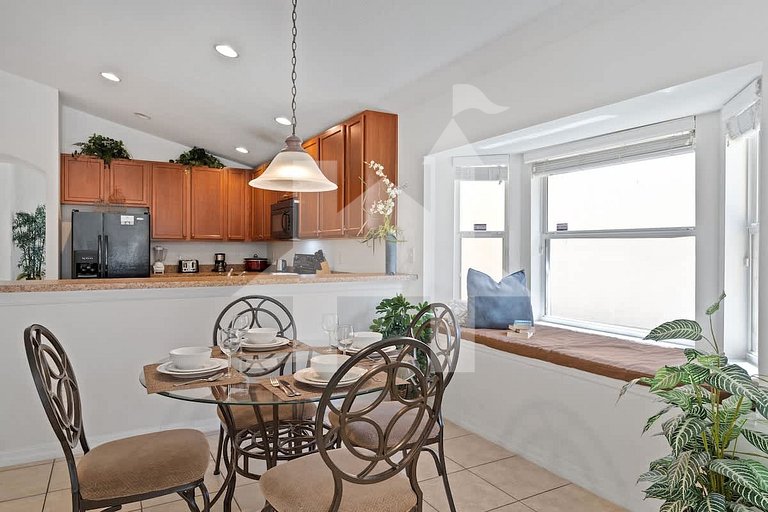 Vacation Home Near Disney, 4 bedrooms