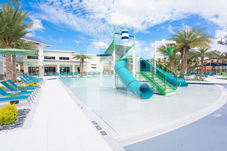 Vacation Home Near Disney, 4 bedrooms