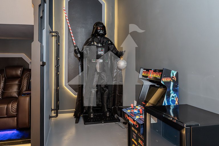 Paradiso Grande Luxury 5BR w/ Pool + Theater