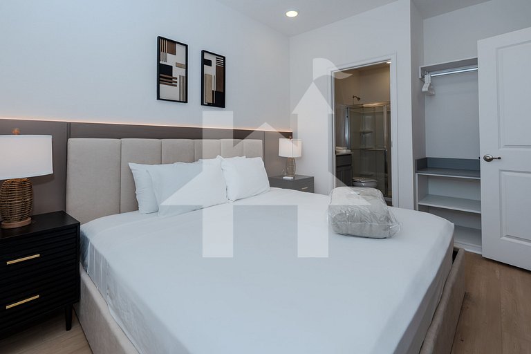 Paradiso Grande Luxury 5BR w/ Pool + Theater