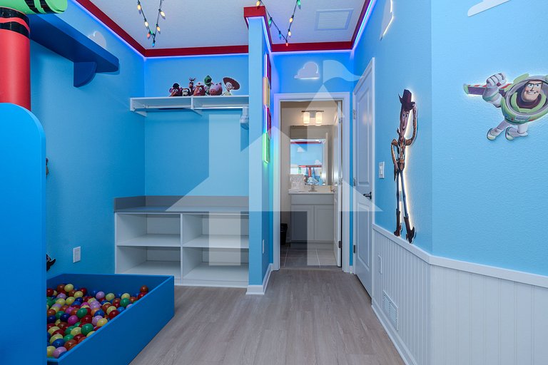 Paradiso Grande Luxury 5BR w/ Pool + Theater