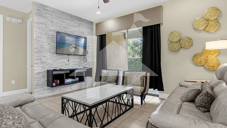 Vacation Home Near Disney, 7 bedrooms