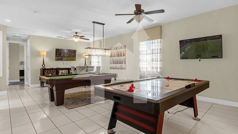 Vacation Home Near Disney, 7 bedrooms