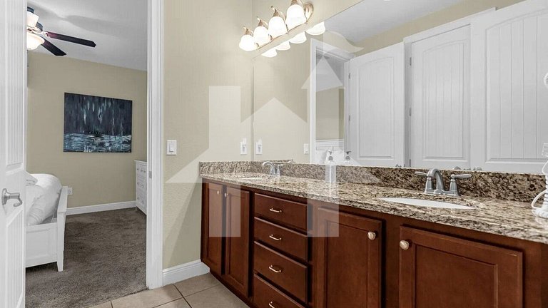 Vacation Home Near Disney, 7 bedrooms