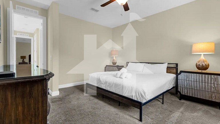 Vacation Home Near Disney, 7 bedrooms