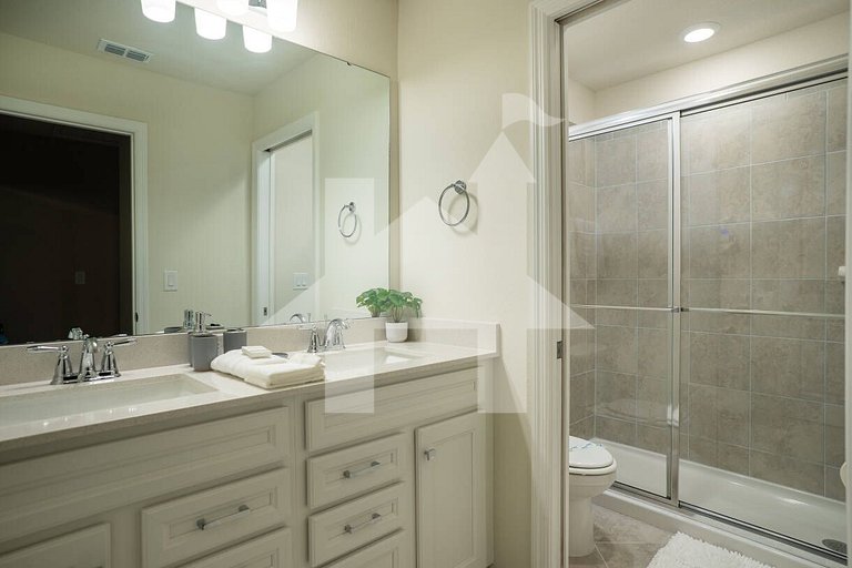 Vacation Home Near Disney, 7 bedrooms