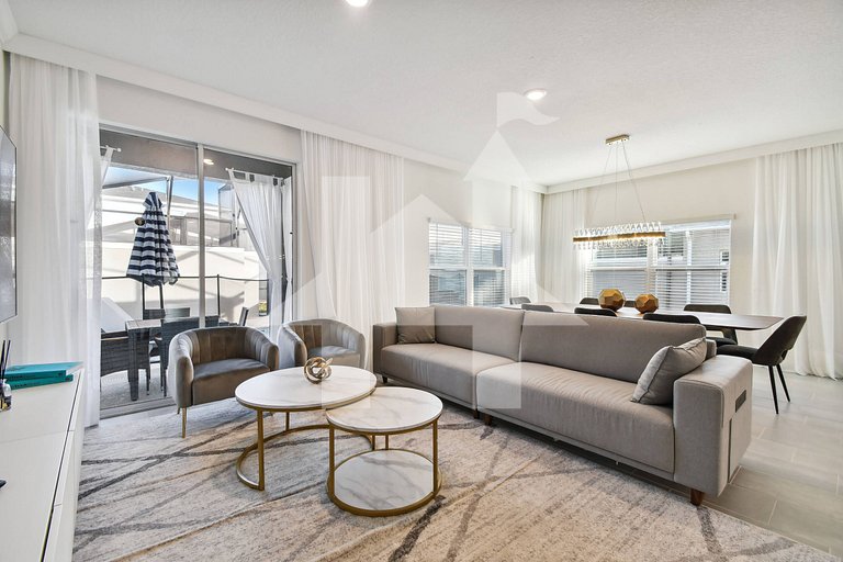 Vacation Home Near Disney, 5 bedrooms