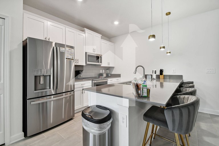 Vacation Home Near Disney, 5 bedrooms