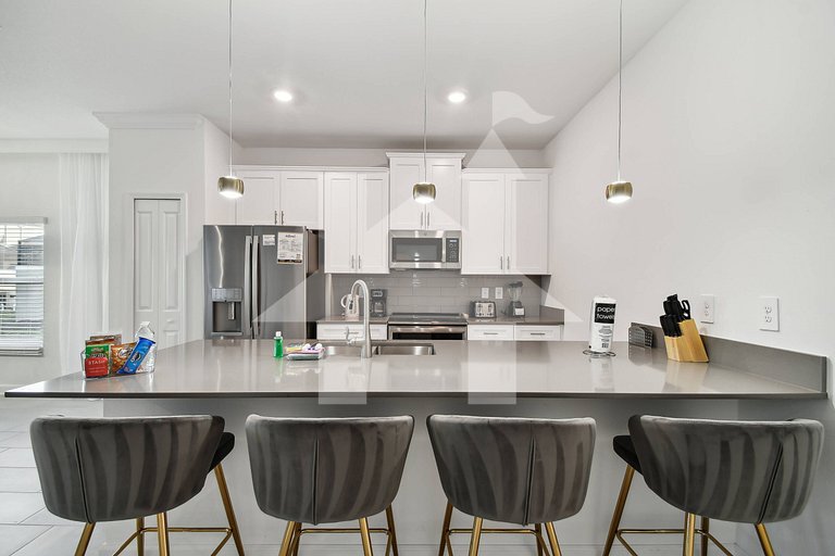 Vacation Home Near Disney, 5 bedrooms