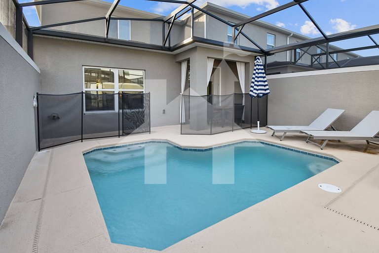 Vacation Home Near Disney, 5 bedrooms