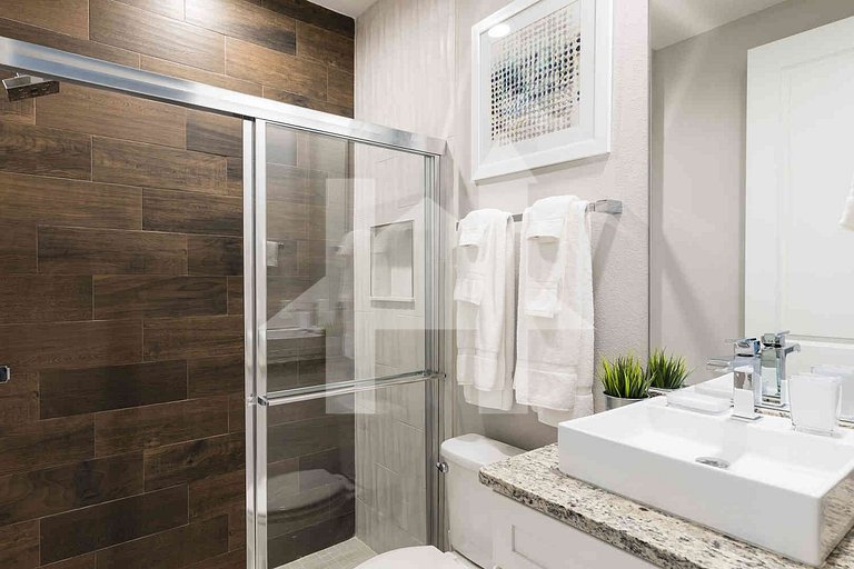 Vacation Home Near Disney, 4 bedrooms