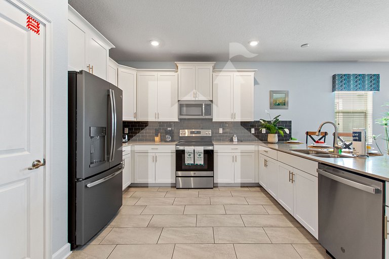 Vacation Home Near Disney, 7 bedrooms