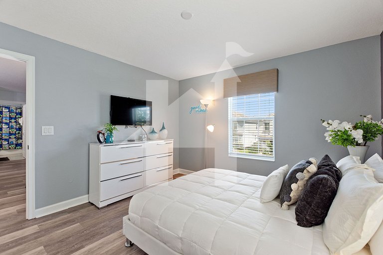 Vacation Home Near Disney, 7 bedrooms