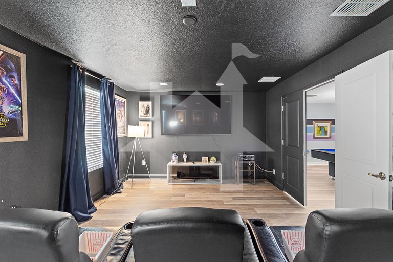 Vacation Home Near Disney, 7 bedrooms