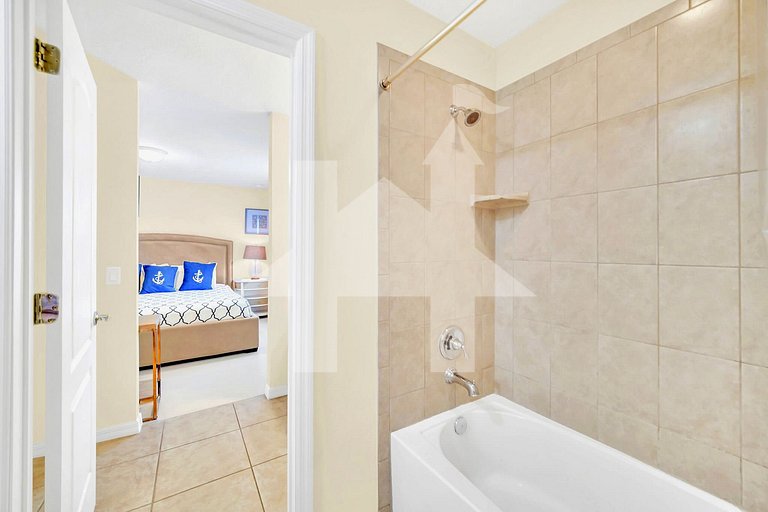 Vacation Home Near Disney, 5 bedrooms