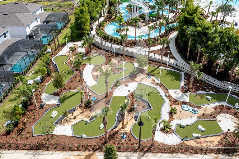 Vacation Home Near Disney, 6 bedrooms