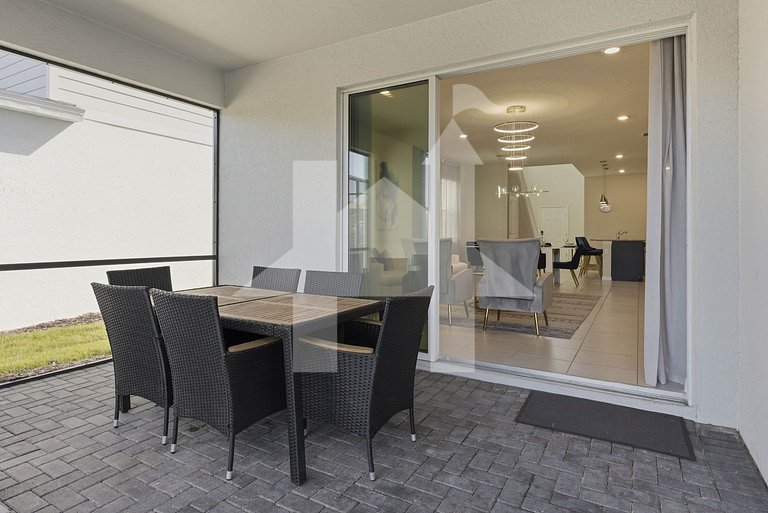 Vacation Home Near Disney, 6 bedrooms