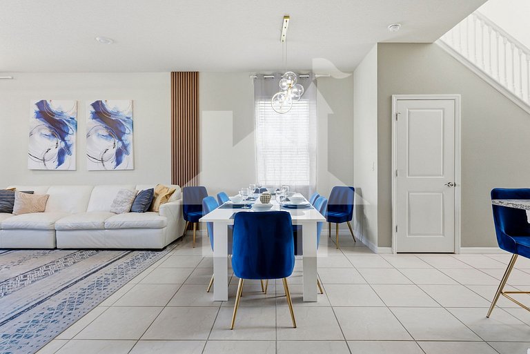 Vacation Home Near Disney, 6 bedrooms