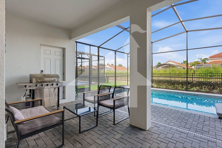 Vacation Home Near Disney, 6 bedrooms