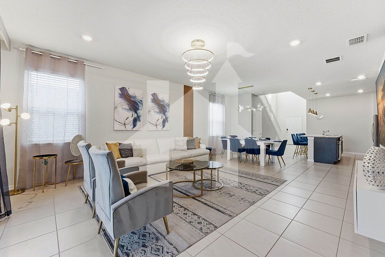 Vacation Home Near Disney, 6 bedrooms