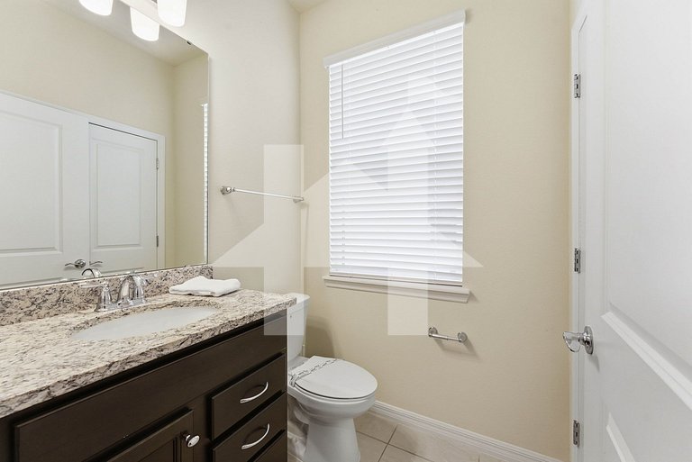 Vacation Home Near Disney, 6 bedrooms