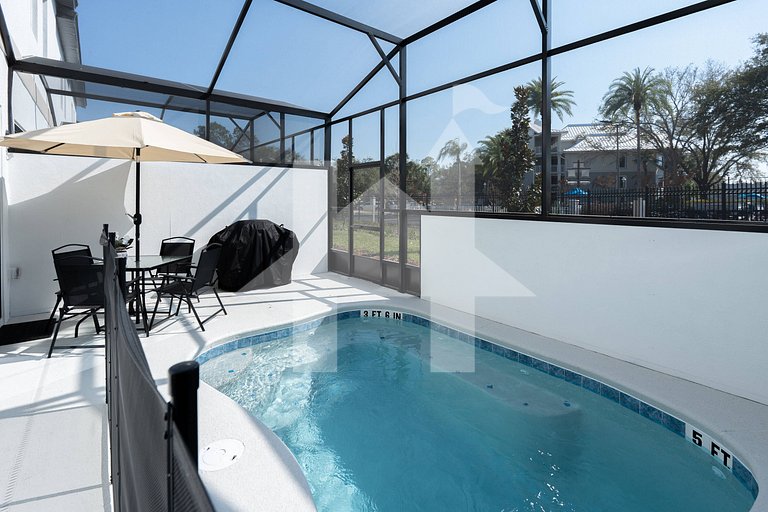 Vacation Home Near Disney, 6 bedrooms