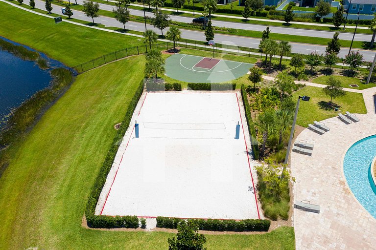 Storey Lake 5BR, Private Pool and Spa
