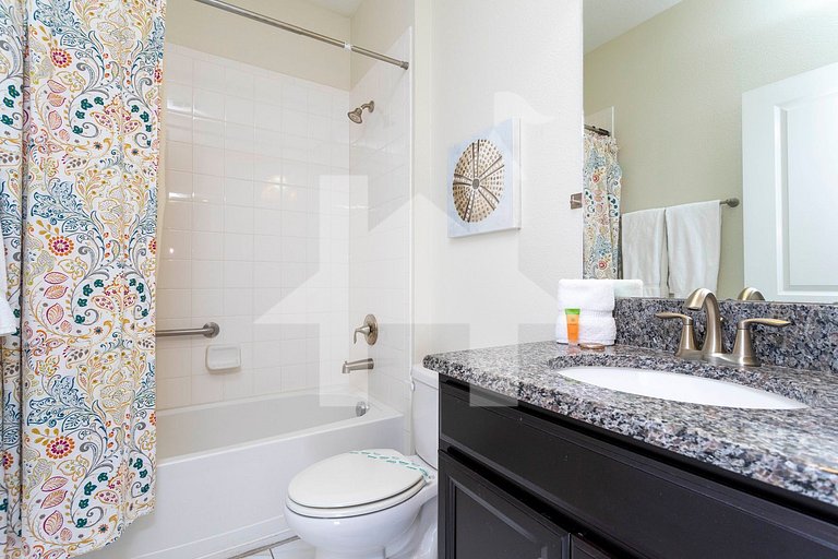 Vacation Home Near Disney, 5 bedrooms