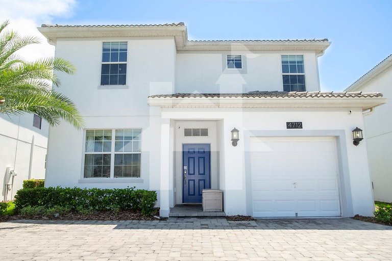 5BR w/ Spa Pool at Storey Lake