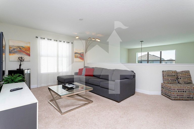 Vacation Home Near Disney, 5 bedrooms