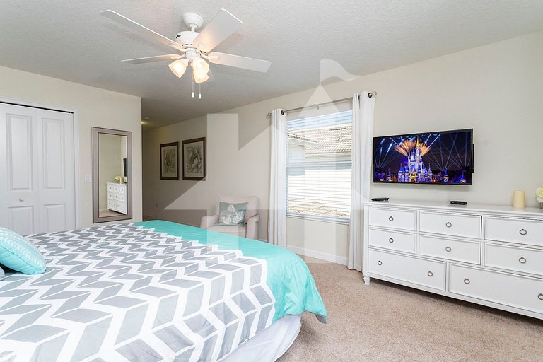 Vacation Home Near Disney, 5 bedrooms