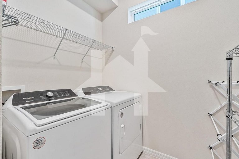 Vacation Home Near Disney, 5 bedrooms