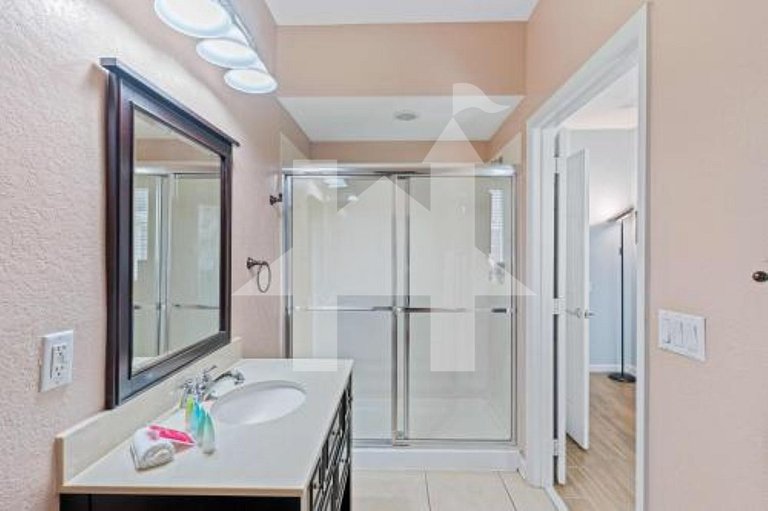 Vacation Home Near Disney, 3 bedrooms