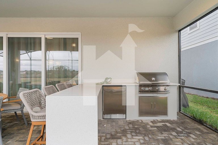 Vacation Home Near Disney, 8 bedrooms