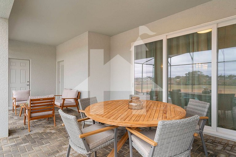 Vacation Home Near Disney, 8 bedrooms