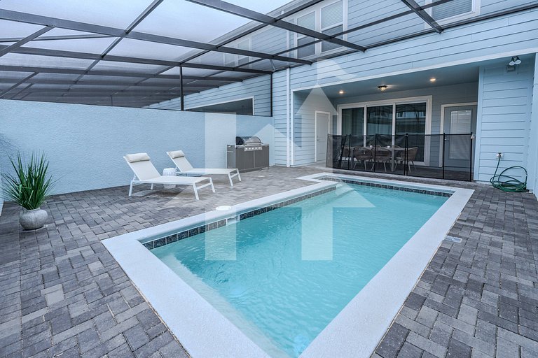 Vacation Home Near Disney, 5 bedrooms