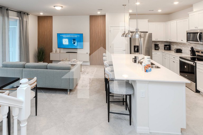 Vacation Home Near Disney, 5 bedrooms