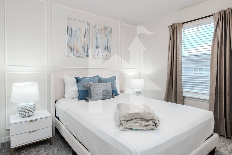 Vacation Home Near Disney, 5 bedrooms