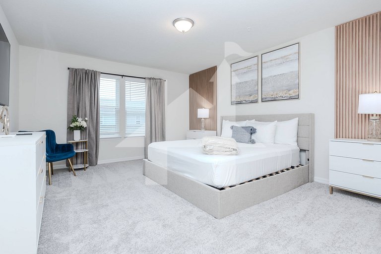 Vacation Home Near Disney, 5 bedrooms