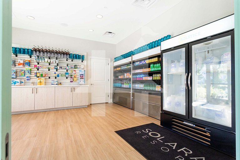 Vacation Home Near Disney, 8 bedrooms