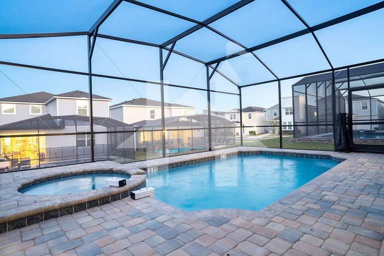 Vacation Home Near Disney, 8 bedrooms