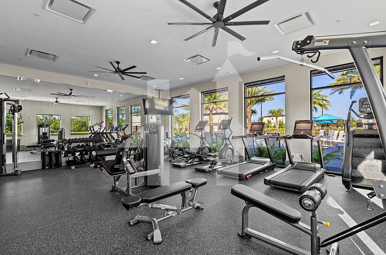 Vacation Home Near Disney, 6 bedrooms