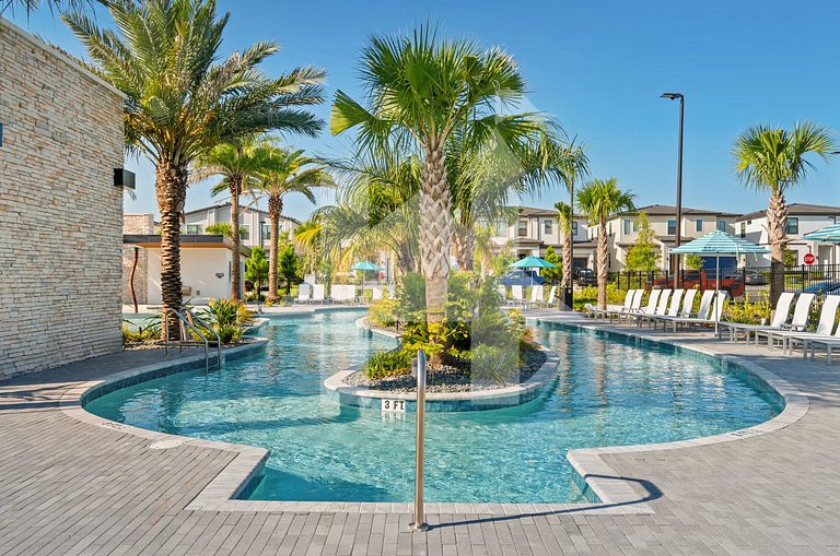 Vacation Home Near Disney, 6 bedrooms