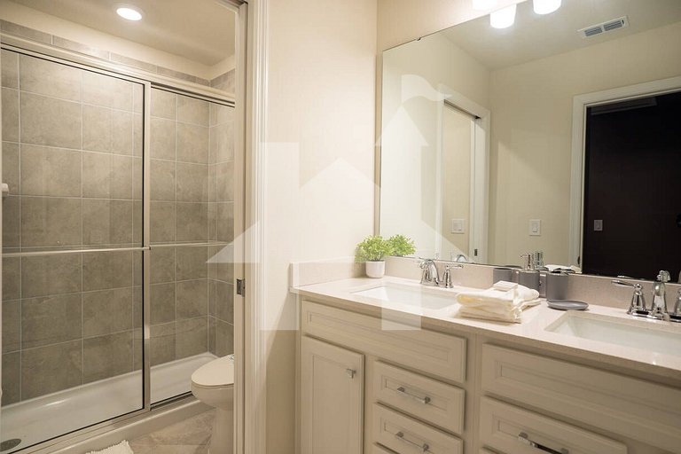 Vacation Home Near Disney, 10 bedrooms