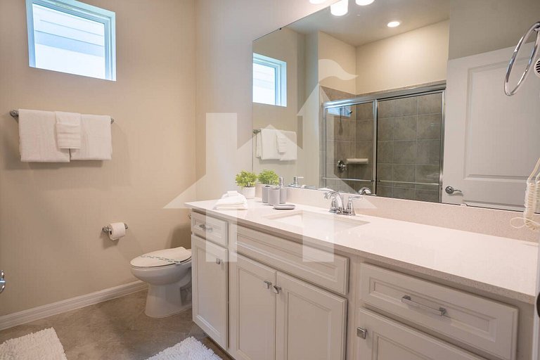 Vacation Home Near Disney, 10 bedrooms